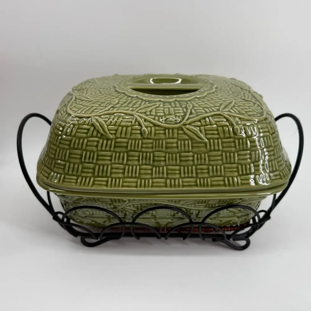 Temp-tations Orchard Vine Green 4Qt Covered Baker Dish with Lid & Wire Rack